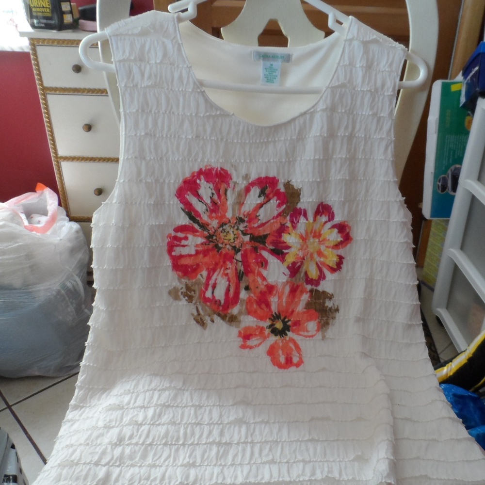 Ladies size M Laura Ashley ruffle white tank top